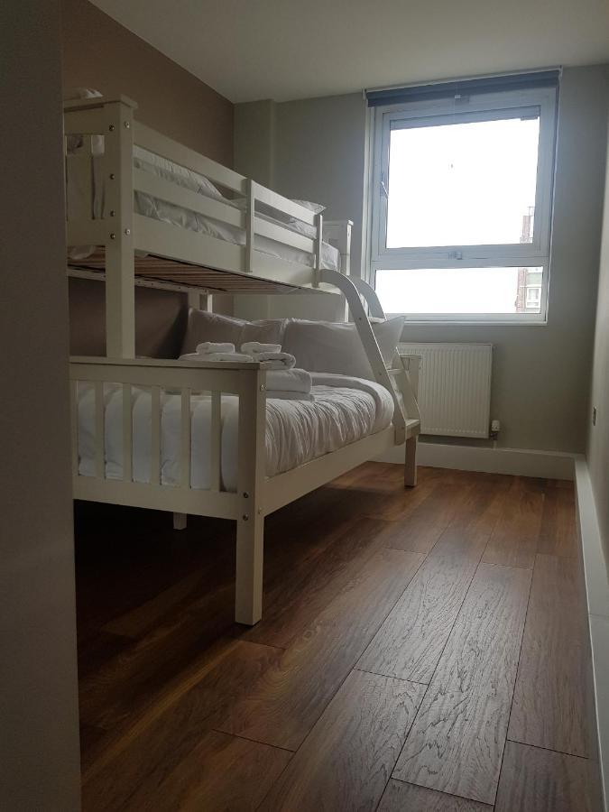 Beautiful 3-Bedroom Flat With Stunning Views Londres Exterior foto