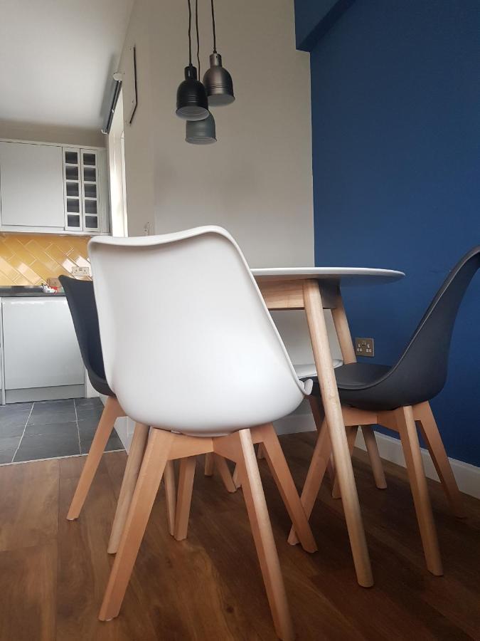 Beautiful 3-Bedroom Flat With Stunning Views Londres Exterior foto